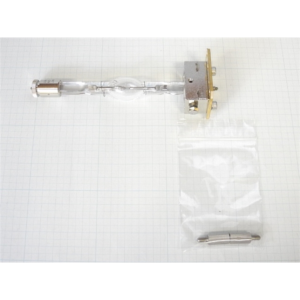 氙灯XENON LAMP BULB ASSY 17.5V+-2V，用于RF-20A、20AXS