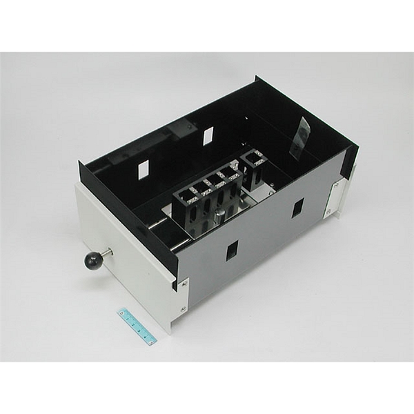 样品池架FOUR CELL SAMPLE COMPARTMENT，用于UV-2600／2700